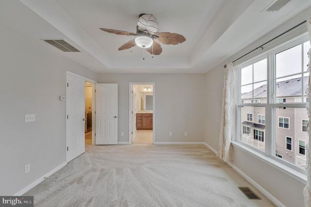 25218 BRIARGATE TER, Chantilly, VA 20152