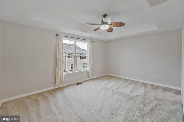 25218 BRIARGATE TER, Chantilly, VA 20152