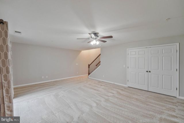 25218 BRIARGATE TER, Chantilly, VA 20152