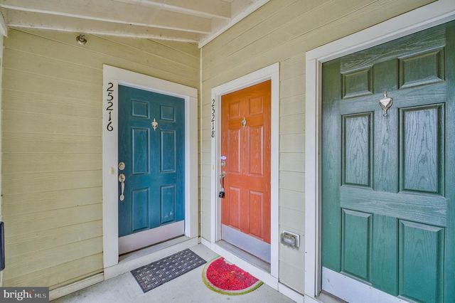 25218 BRIARGATE TER, Chantilly, VA 20152