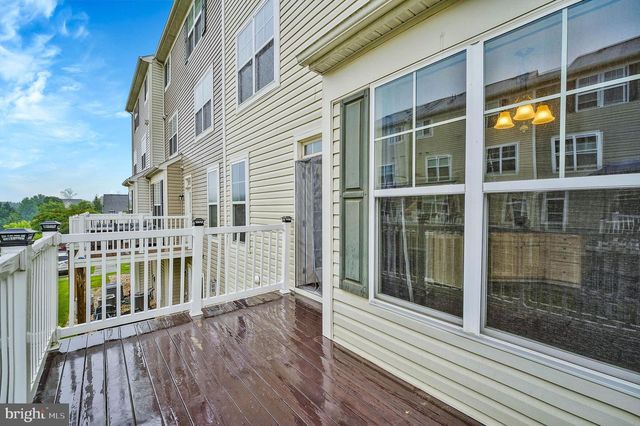 25218 BRIARGATE TER, Chantilly, VA 20152