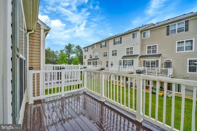 25218 BRIARGATE TER, Chantilly, VA 20152