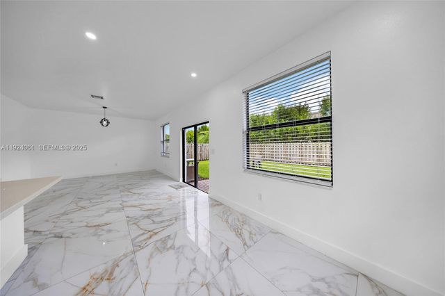 268 NE 210th Way, Miami, FL 33179