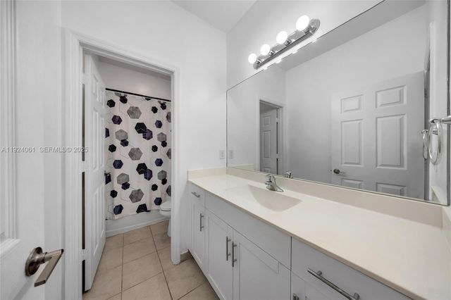 268 NE 210th Way, Miami, FL 33179