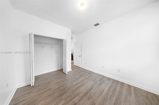 268 NE 210th Way, Miami, FL 33179