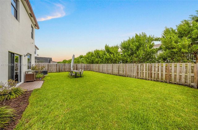 268 NE 210th Way, Miami, FL 33179