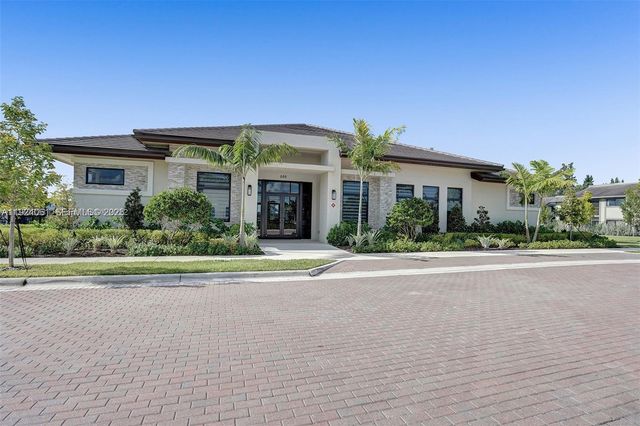 268 NE 210th Way, Miami, FL 33179