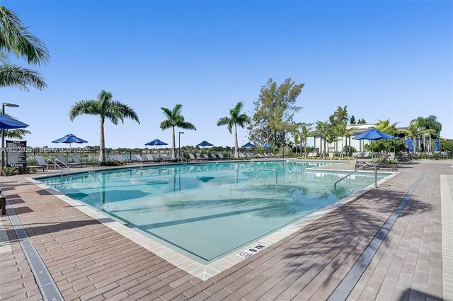 268 NE 210th Way, Miami, FL 33179