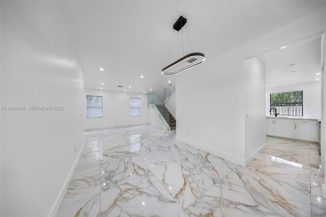 268 NE 210th Way, Miami, FL 33179