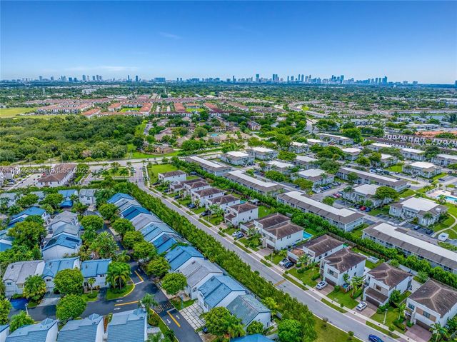 268 NE 210th Way, Miami, FL 33179