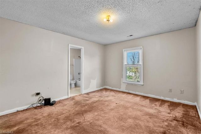 1707 Water Street, Greensboro, NC 27405