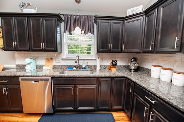105 Millstone Drive, Campobello, SC 29322