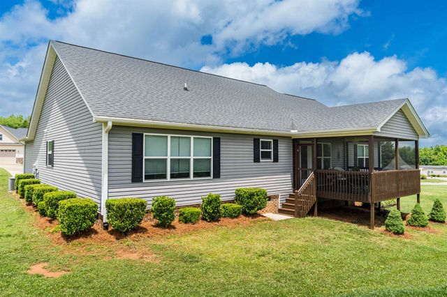 105 Millstone Drive, Campobello, SC 29322