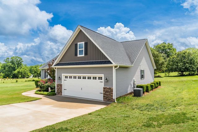 105 Millstone Drive, Campobello, SC 29322