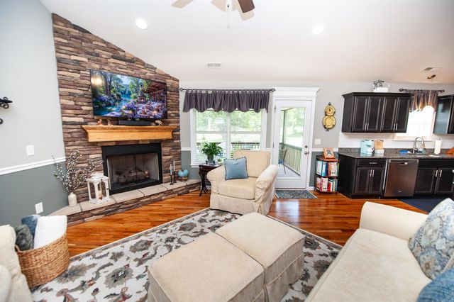 105 Millstone Drive, Campobello, SC 29322