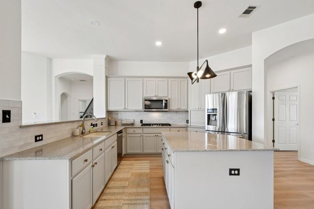 816 Drifting Wind RUN, Dripping Springs, TX 78620