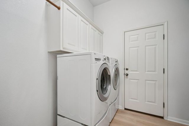 816 Drifting Wind RUN, Dripping Springs, TX 78620