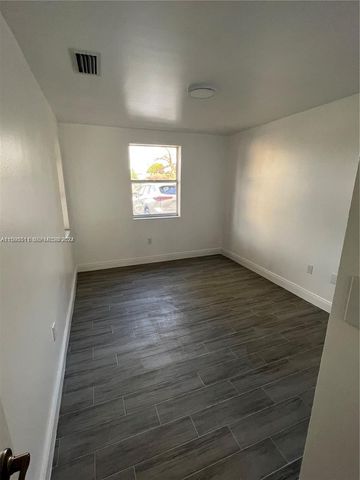 2050 SW 122nd Avenue 22, Miami, FL 33175