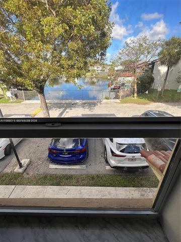 2050 SW 122nd Avenue 22, Miami, FL 33175