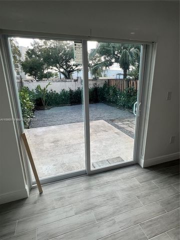 2050 SW 122nd Avenue 22, Miami, FL 33175