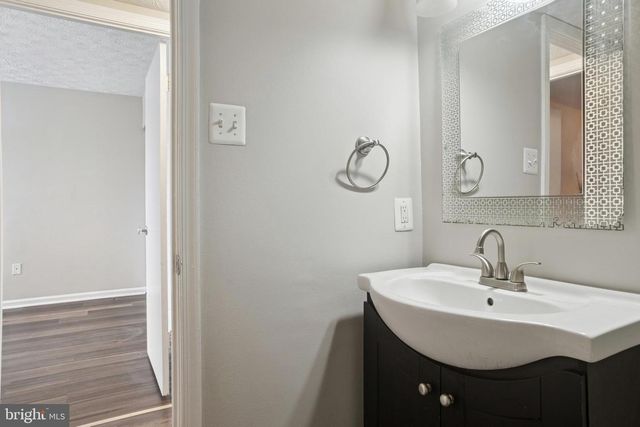 9321 SEVEN COURTS DR, Baltimore, MD 21236