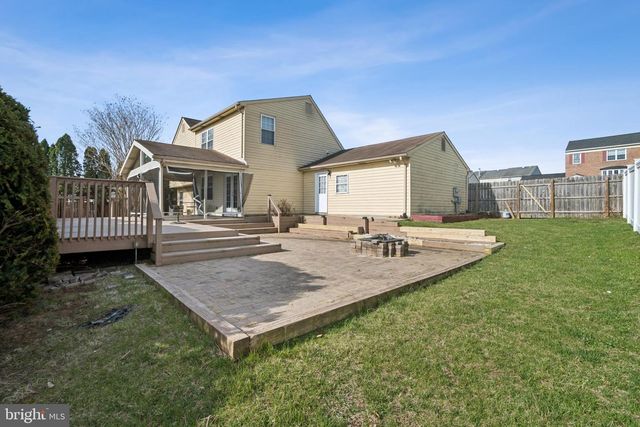 9321 SEVEN COURTS DR, Baltimore, MD 21236