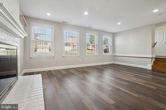 9321 SEVEN COURTS DR, Baltimore, MD 21236