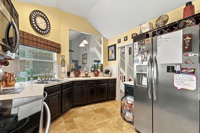 3825 Branch Hollow Circle, Carrollton, TX 75007