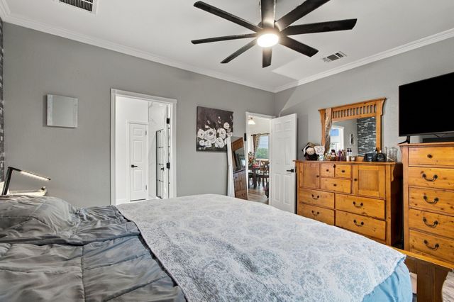 3825 Branch Hollow Circle, Carrollton, TX 75007