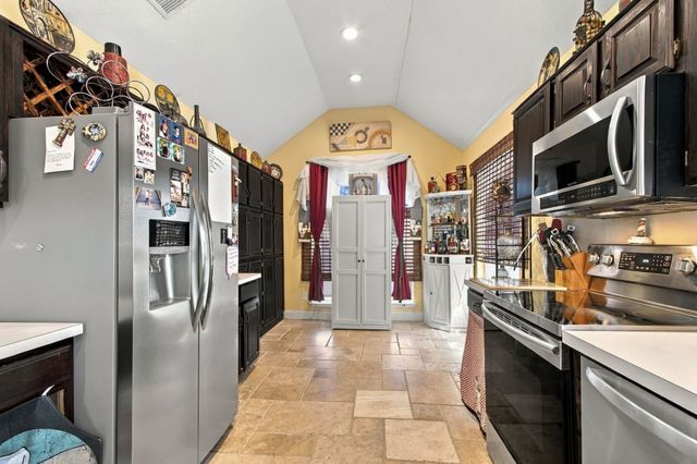 3825 Branch Hollow Circle, Carrollton, TX 75007