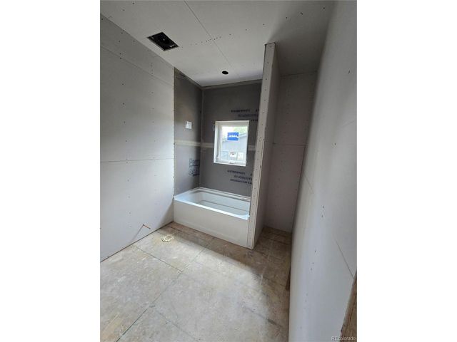2135 S High St, Denver, CO 80210