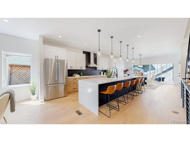 2135 S High St, Denver, CO 80210