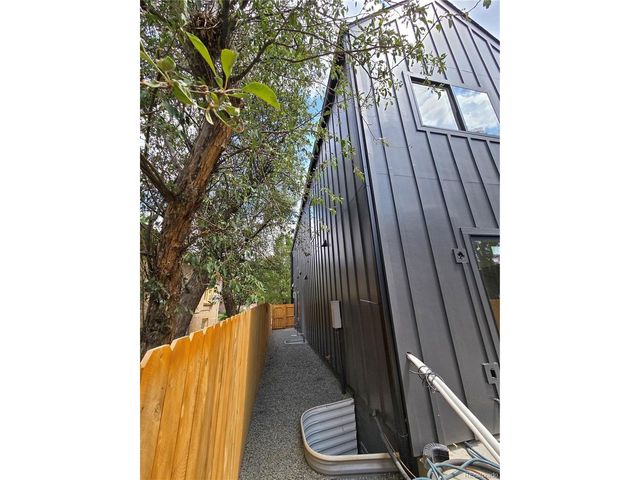 2135 S High St, Denver, CO 80210