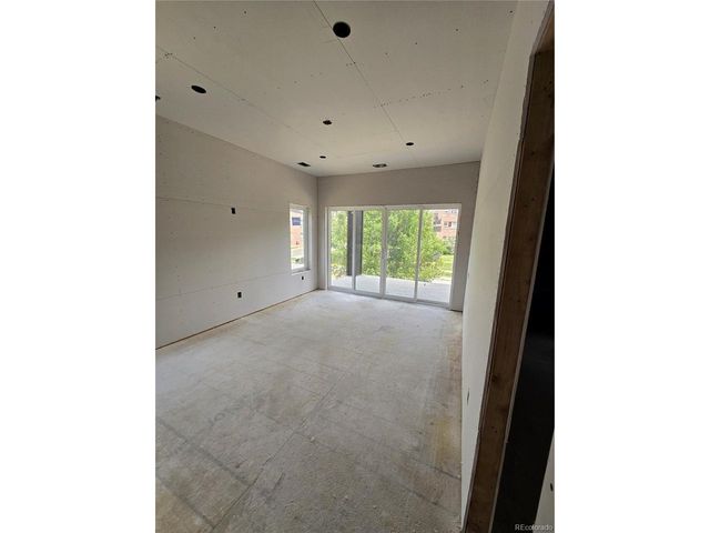 2135 S High St, Denver, CO 80210