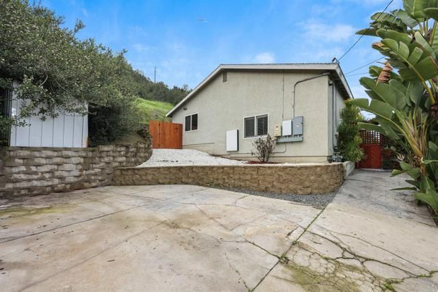 6398 Madrone Avenue, San Diego, CA 92114