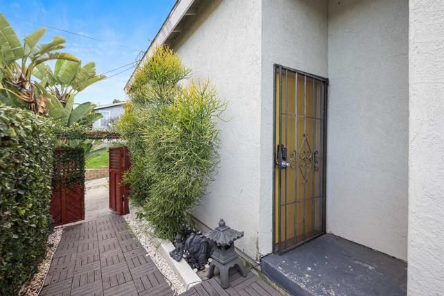 6398 Madrone Avenue, San Diego, CA 92114