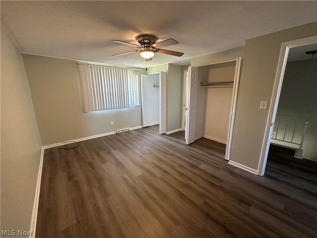 31624 N Marginal Drive D, Willowick, OH 44095