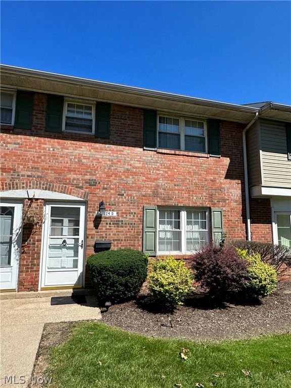 31624 N Marginal Drive D, Willowick, OH 44095
