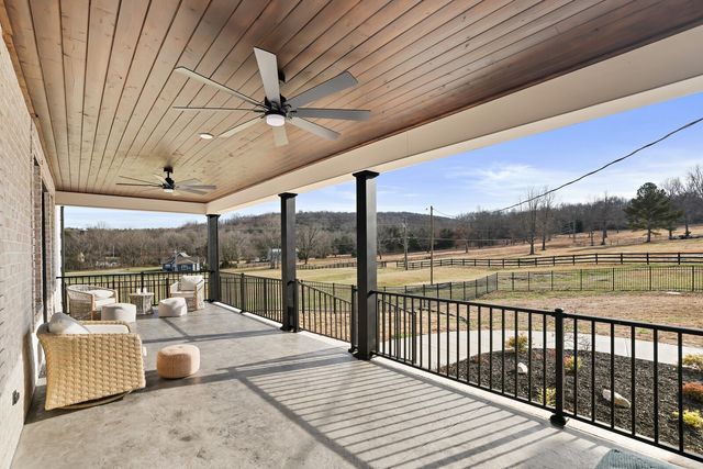3755 Holmes Gap Rd, Watertown, TN 37184
