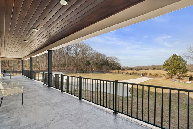 3755 Holmes Gap Rd, Watertown, TN 37184