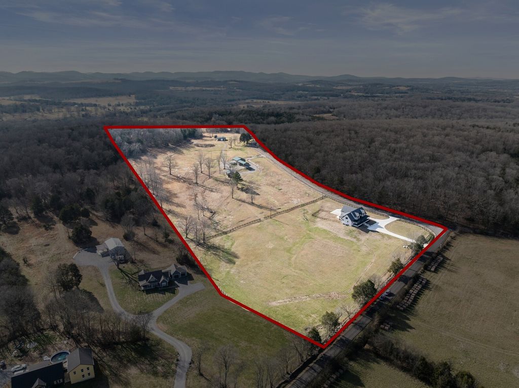 3755 Holmes Gap Rd, Watertown, TN 37184