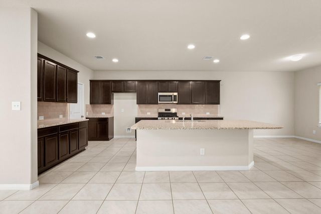 1120 La Conterra BLVD, Georgetown, TX 78626