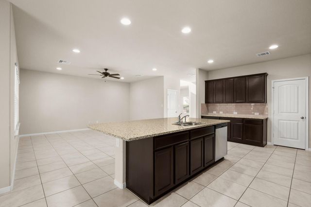 1120 La Conterra BLVD, Georgetown, TX 78626