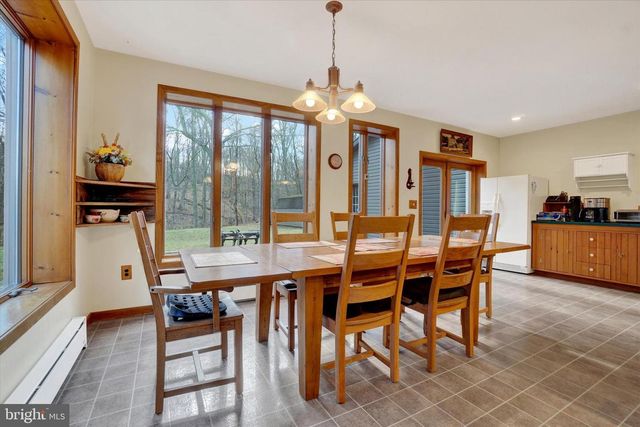 1170 CANAL ROAD EXT, Manchester, PA 17345