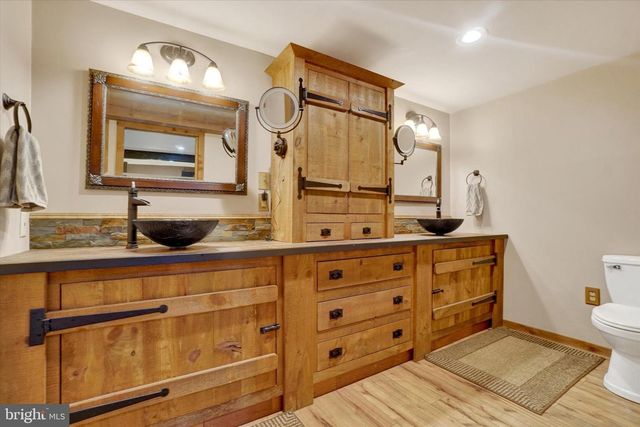 1170 CANAL ROAD EXT, Manchester, PA 17345