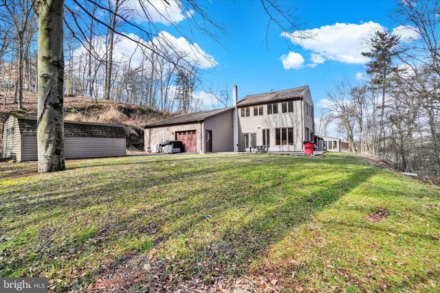 1170 CANAL ROAD EXT, Manchester, PA 17345