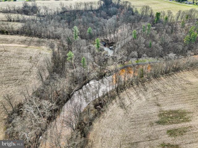 1170 CANAL ROAD EXT, Manchester, PA 17345