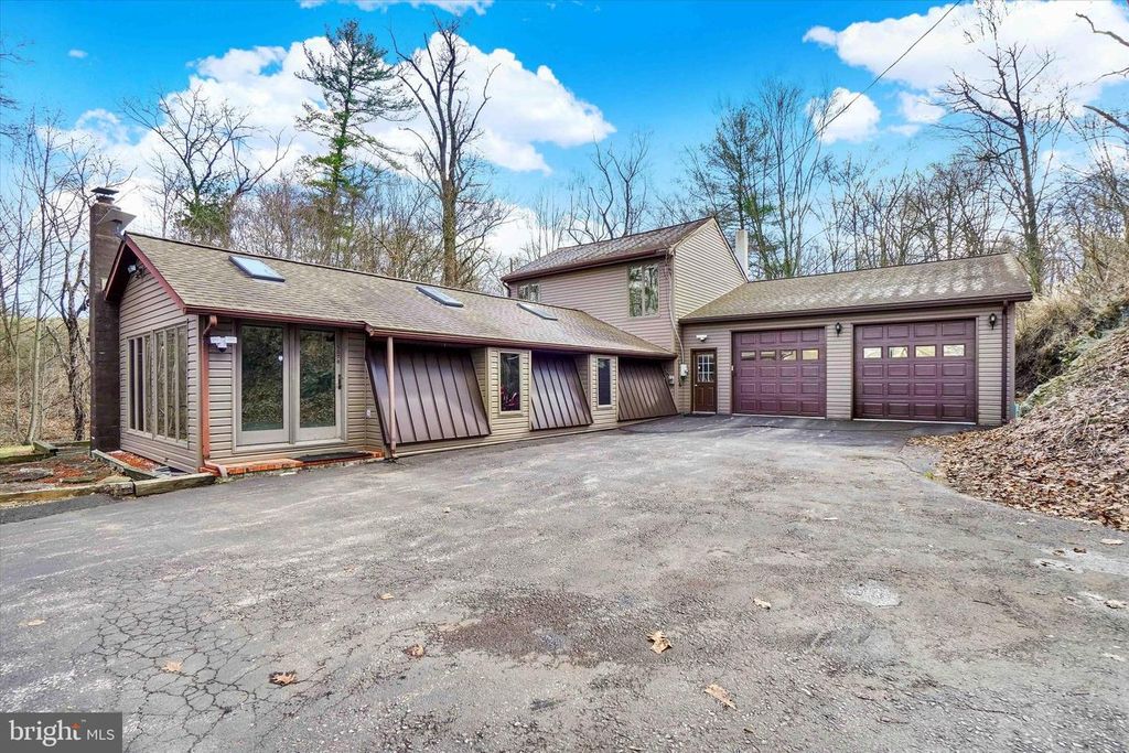 1170 CANAL ROAD EXT, Manchester, PA 17345