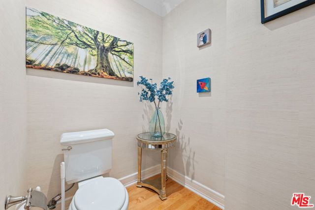 411 N Oakhurst Drive 305, Beverly Hills, CA 90210