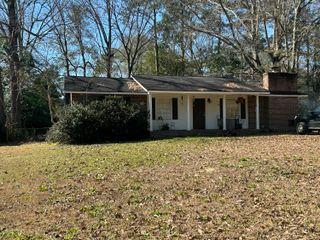 116 Forest Circle, Summerville, SC 29483